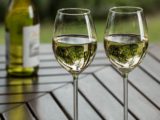 Fles witte wijn (af te halen op 13/03/2022)